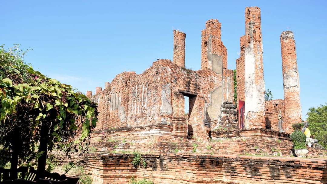 Ayutthaya - Wat_Thammikarat - Il Wihan