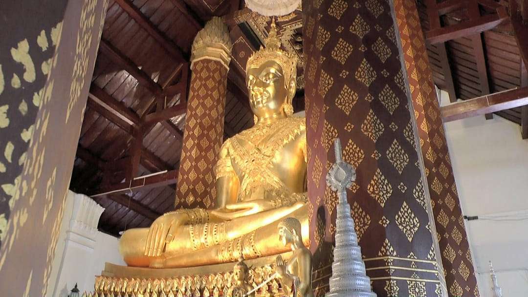 Ayutthaya - Wat_Na_Phra_Meru