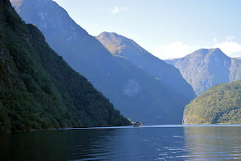 Nærøyfjorden. Minicrociera