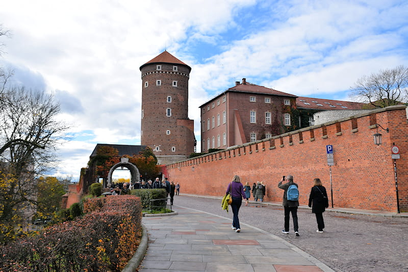 Cracovia_Wawel_03-RwNnTkjs